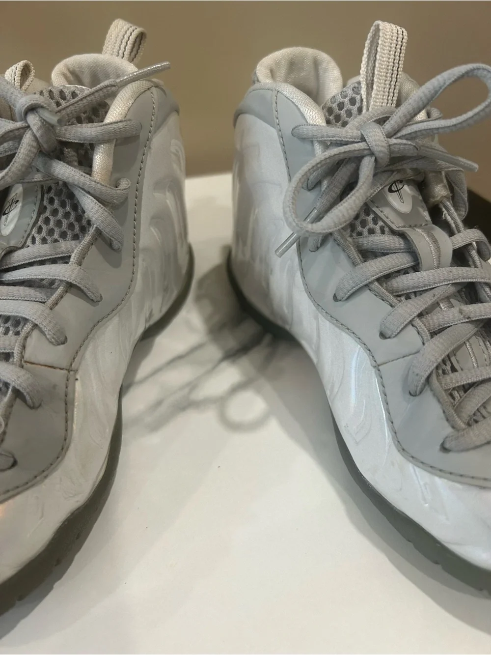 Nike Little Posite One Foamposite Kids 1Y Iridescent White Grey Sneakers
